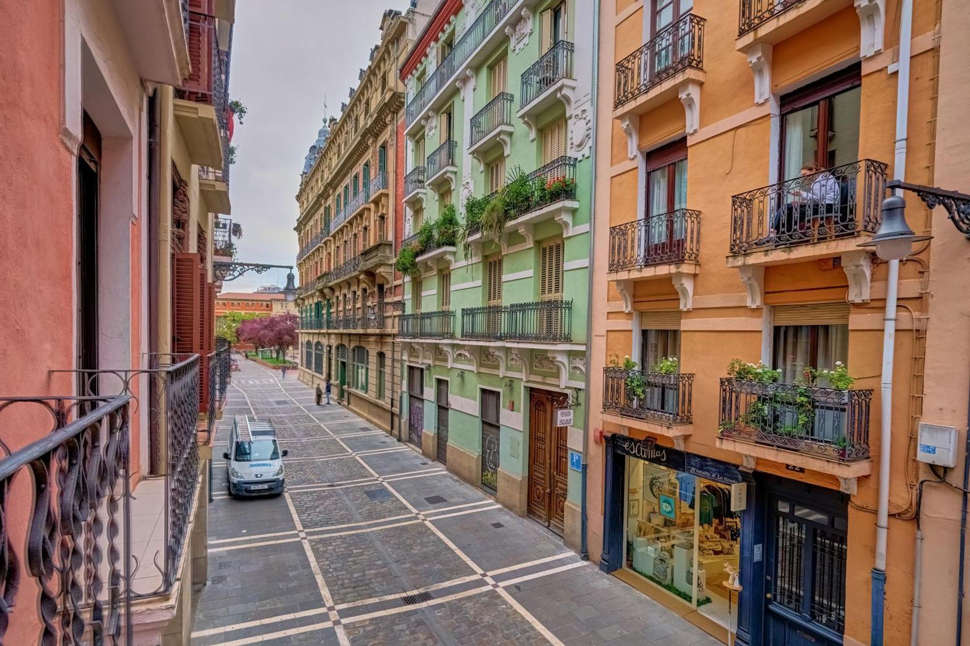 Centro Historico Exterior, Calle Nueva Dos Balcones Pamplona Eksteriør bilde